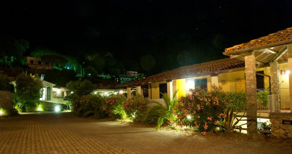 Nisportino Domus Aparthotel Nisporto Exterior photo