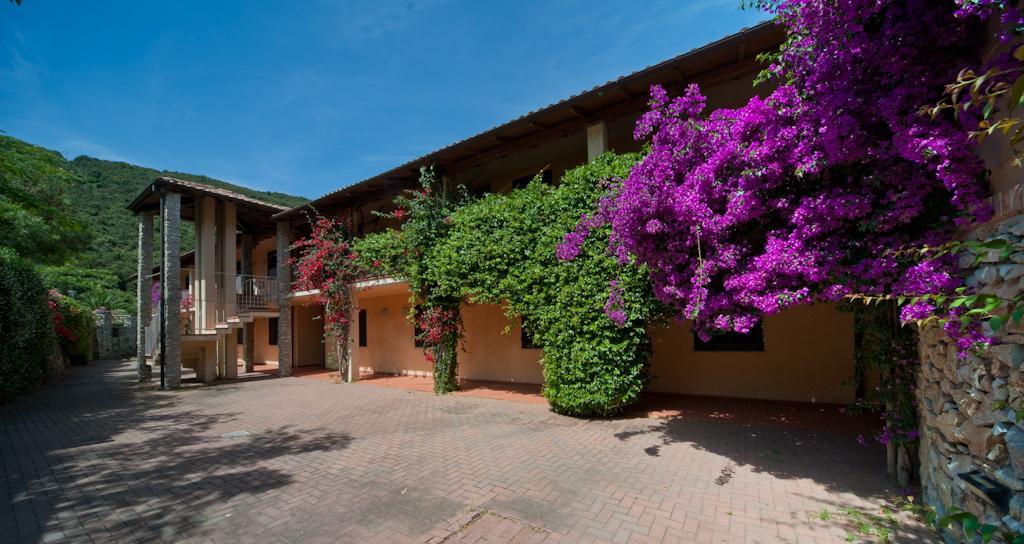 Nisportino Domus Aparthotel Nisporto Exterior photo
