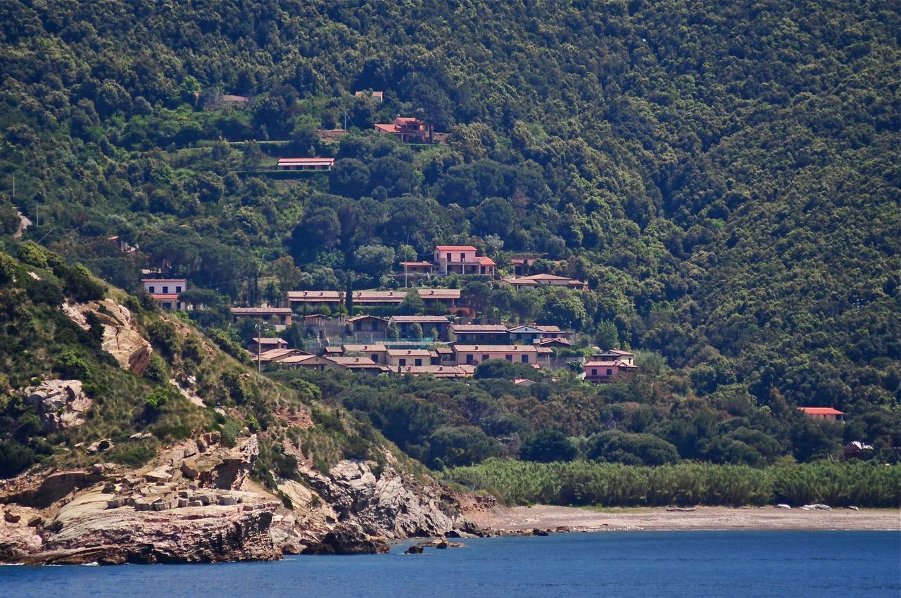 Nisportino Domus Aparthotel Nisporto Exterior photo