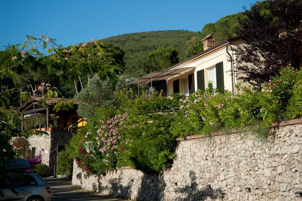 Nisportino Domus Aparthotel Nisporto Exterior photo